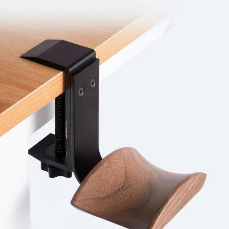 Stando Crest Stacked Headphone Stand on a minimalist home office desk